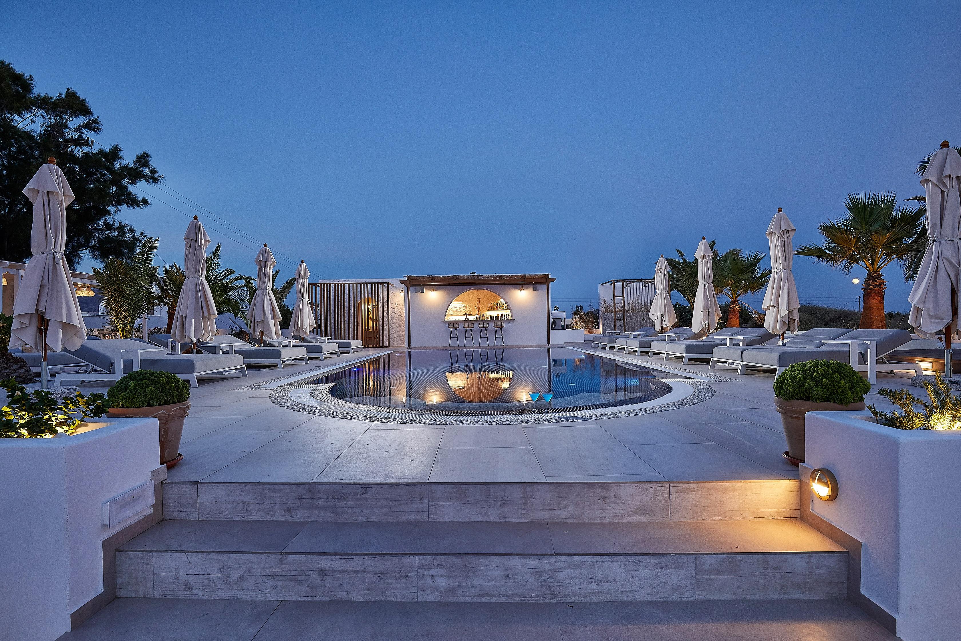 Petri Hotel Agios Georgios (Santorini)
