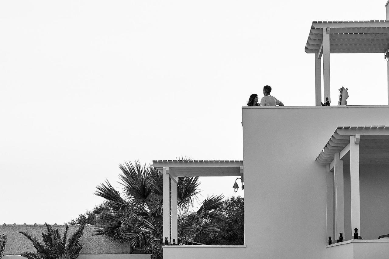 Petri Hotel Agios Georgios (Santorini)